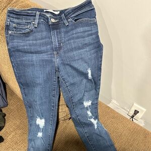 Levi's 711 Skinny Jeans